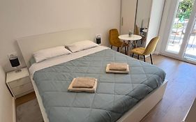 Green Oasis For Two, 30 Meters From Sea
